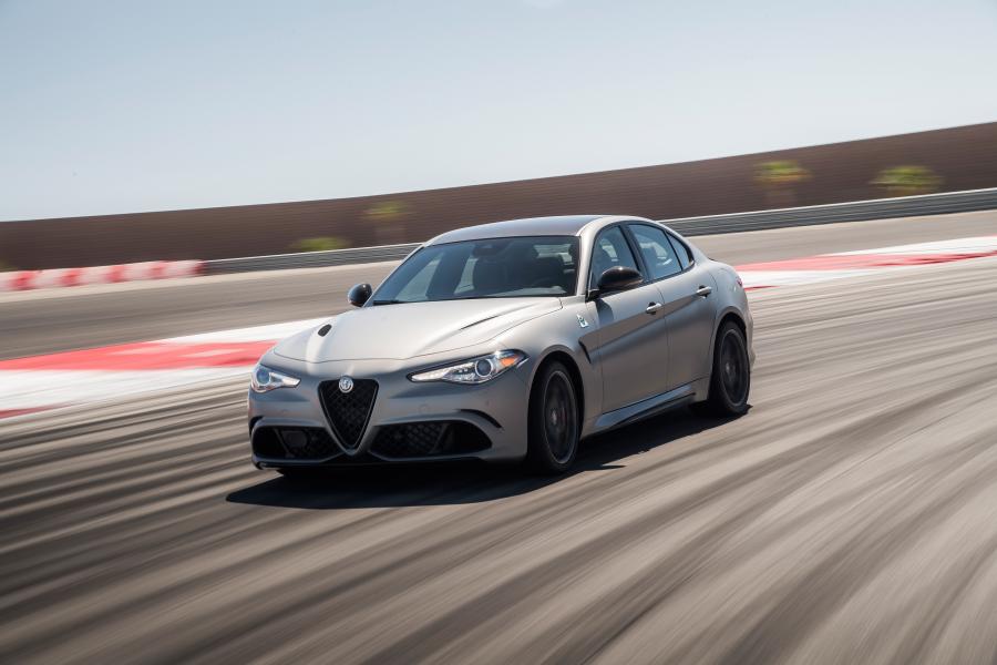  Alfa Romeo Giulia Quadrifoglio NRING (952) 2019 года  (NA) (фото 20 из 31)